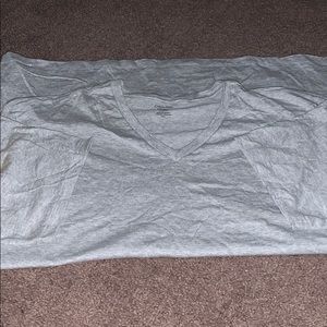 NWOT Men’s Calvin Klein v-neck